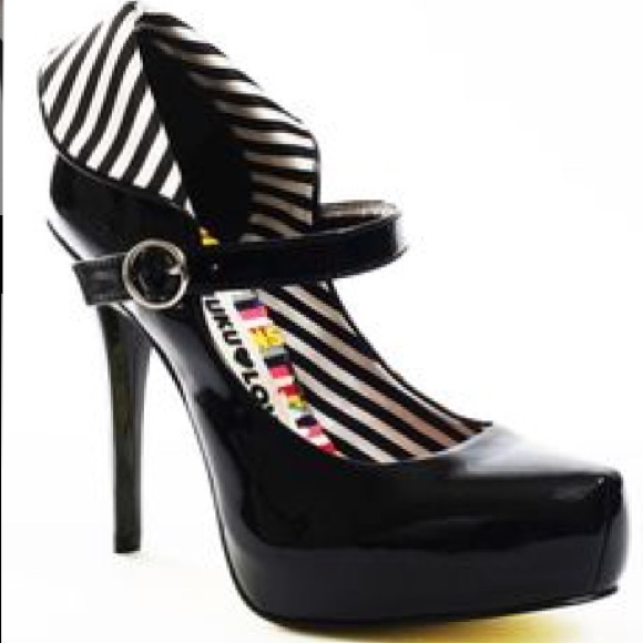 Harajuku Lovers black patent leather heels - Picture 3 of 3